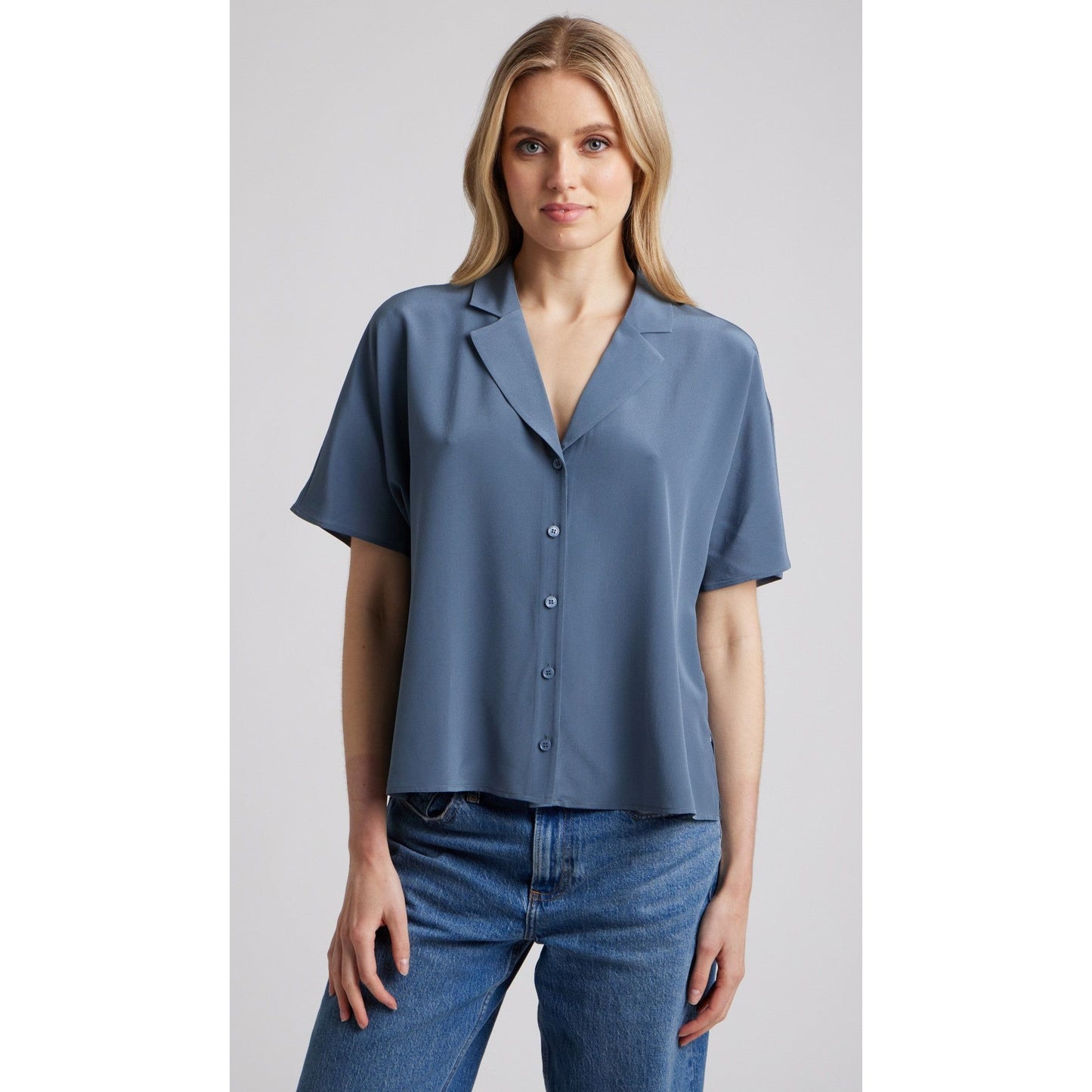 Amour Vert Brunella Silk Short Sleeve Button Up