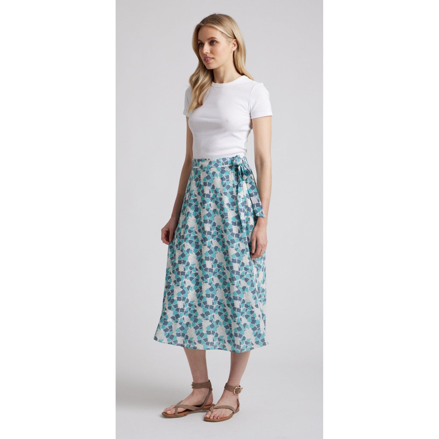 Amour Vert Lowe Silk Midi Skirt in Emmaline Floral Sea